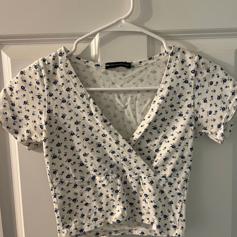 BRANDY MELVILLE White Floral Wrap Tee